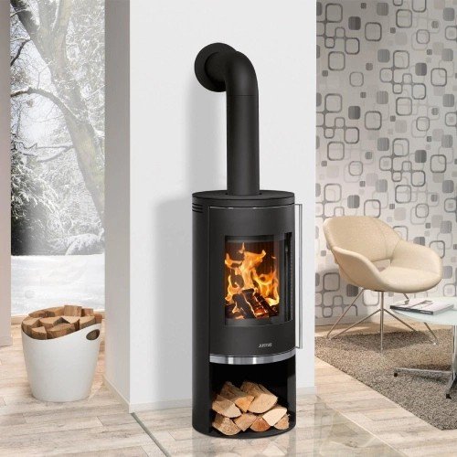 Kaminofen-Justus-Faro-2-0-Stahl-Schwarz-mit-Abdeckplatte-Schwarz-Ambient_900x900